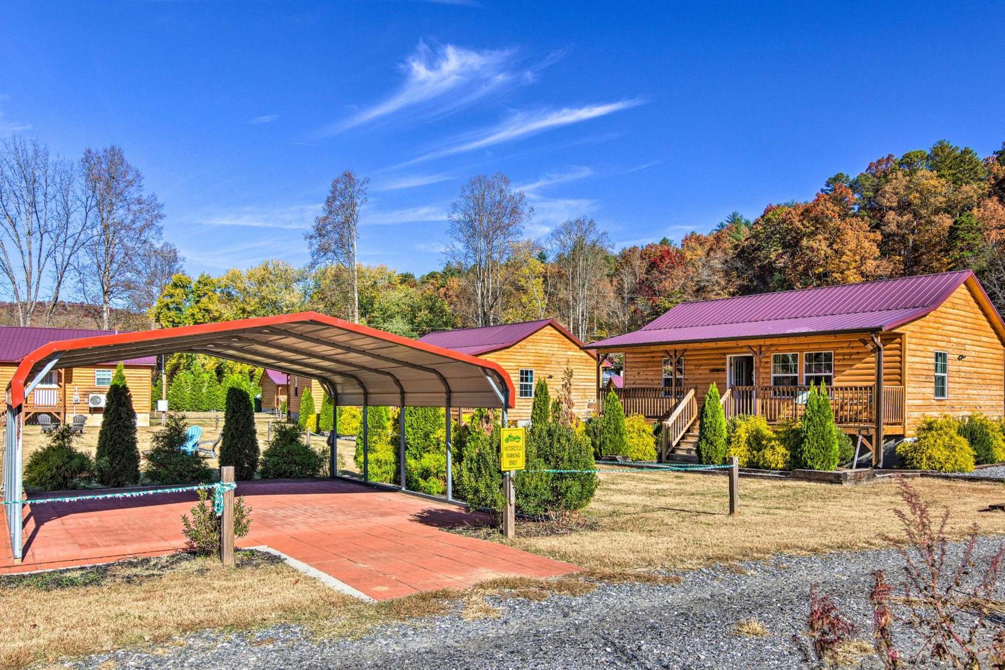 Cozy Smoky Mountain Cabin By Tuckasegee River! Bryson City Zewnętrze zdjęcie